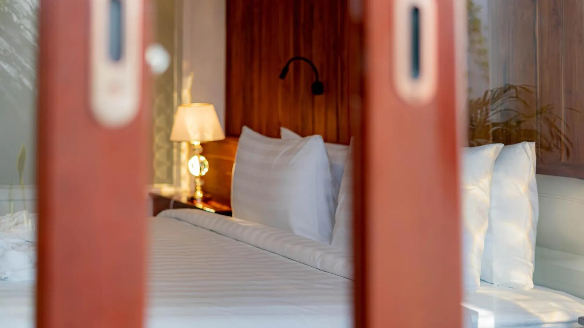 ****  Luangprabang Center Hotel 老挝