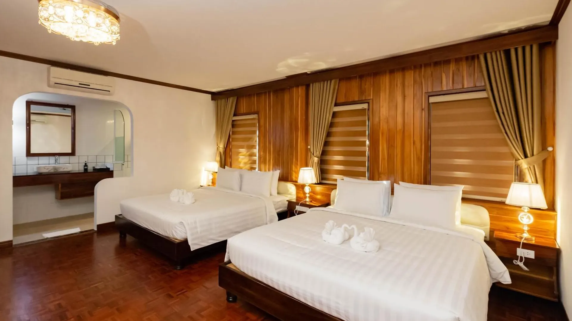 Luangprabang Center Hotel 4*, 琅勃拉邦 老挝